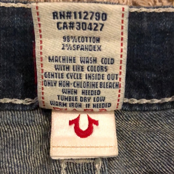 True Religion Embroidered Distressed Skinny Jean - Picture 9 of 9